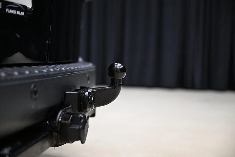 Begagnad Ford Transit Custom 131 HK (96 kW) 2018 Svart