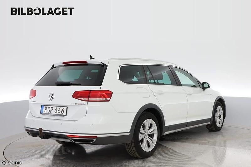 Begagnad VW Passat Alltrack 192 HK (141 kW) 2016 Vit Kombi