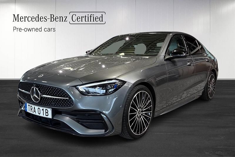Grå Begagnad 2022 Mercedes C220 AMG line Sedan | 429 900 kr (Dyr) - Bild 1/4