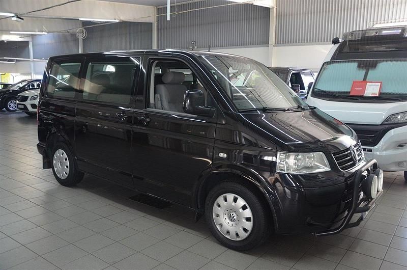 Svart Begagnad 2003 VW Multivan Minibuss | 129 900 kr (Marknadspris) - Bild 1/4