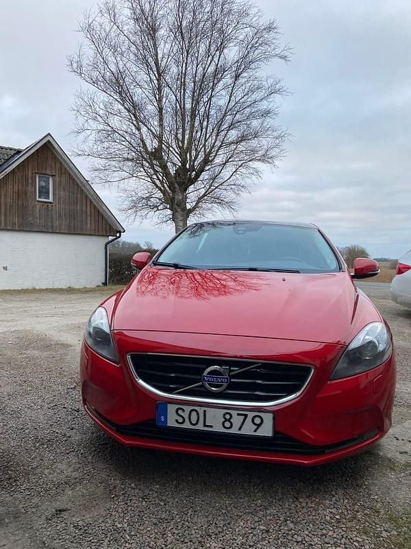 Begagnad Volvo V40 150 HK (110 kW) 2015