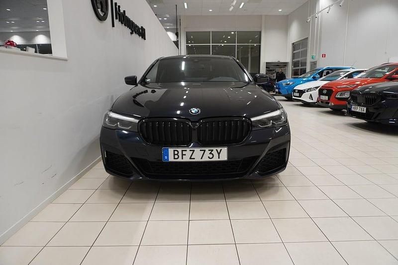 Begagnad BMW 520 M Sport 191 HK (140 kW) 2020 Carbon svart metallic Sedan