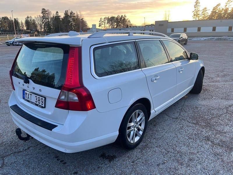 Begagnad Volvo V70 163 HK (119 kW) 2012 Kombi