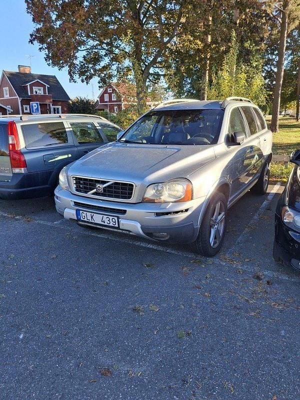 Silver Begagnad 2008 Volvo XC90 SUV | 47 000 kr (Superpris) - Bild 1/4