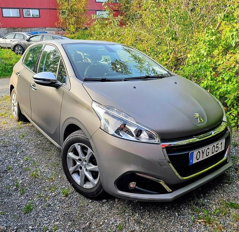 Begagnad 2015 Peugeot 208 Halvkombi | 63 000 kr (Marknadspris) - Bild 1/4