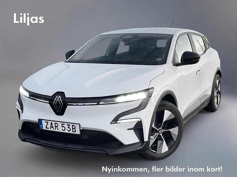 Vit Begagnad 2022 Renault Mégane IV Evolution Halvkombi | 259 900 kr (Lite dyr) - Bild 1/3