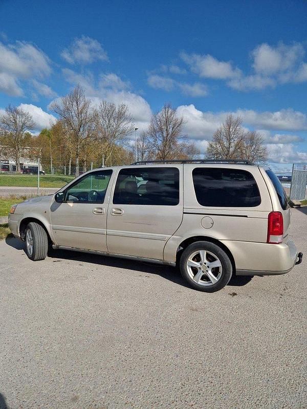 Brun Begagnad 2007 Chevrolet Uplander Minibuss | 28 000 kr - Bild 1/4