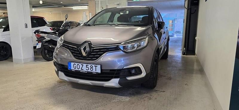 Begagnad Renault Captur 150 HK (110 kW) 2019 Grå SUV