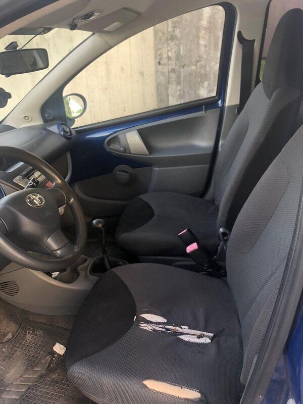Blå Begagnad 2008 Toyota Aygo Halvkombi | 15 000 kr (Bra pris) - Bild 1/4