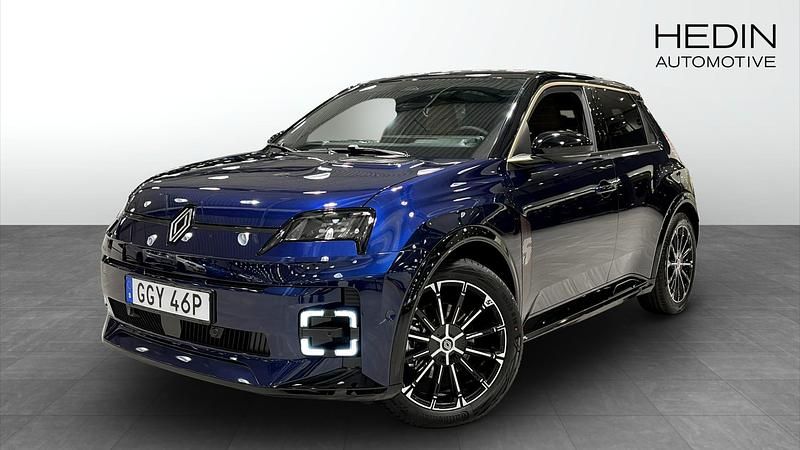 Blå (blue) Ny 2025 Renault R5 Iconic Halvkombi | 435 600 kr (Lite dyr) - Bild 1/4