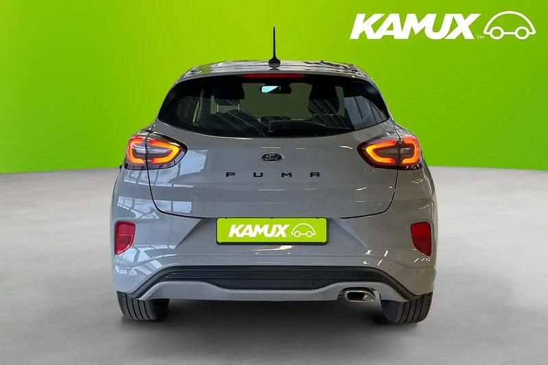 Begagnad Ford Puma ST-Line 125 HK (91 kW) 2021 Silver/grå SUV