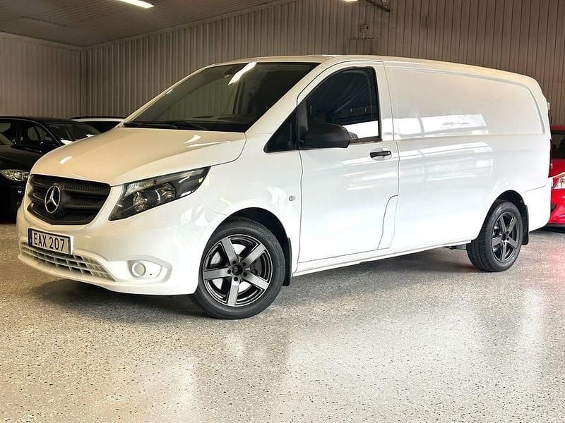 Vit Begagnad 2018 Mercedes Vito Van | 257 900 kr (Bra pris) - Bild 1/4