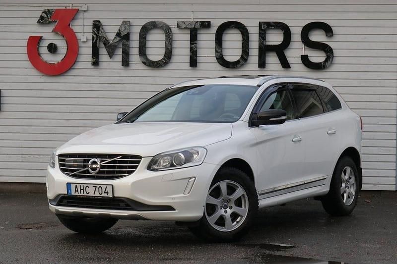 Vit Begagnad 2013 Volvo XC60 Executive SUV | 145 900 kr (Marknadspris) - Bild 1/4