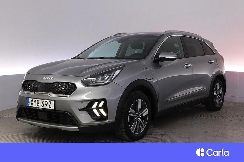 Grå Begagnad 2022 Kia Niro Advance SUV | 256 900 kr (Marknadspris) - Bild 1/4