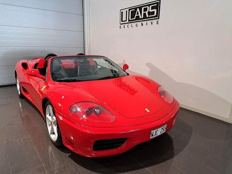 Begagnad Ferrari 360 400 HK (294 kW) 2002 Röd Cab