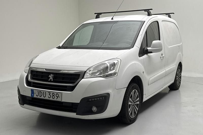 Vit Begagnad 2015 Peugeot Partner Minibuss | 49 000 kr (Bra pris) - Bild 1/4