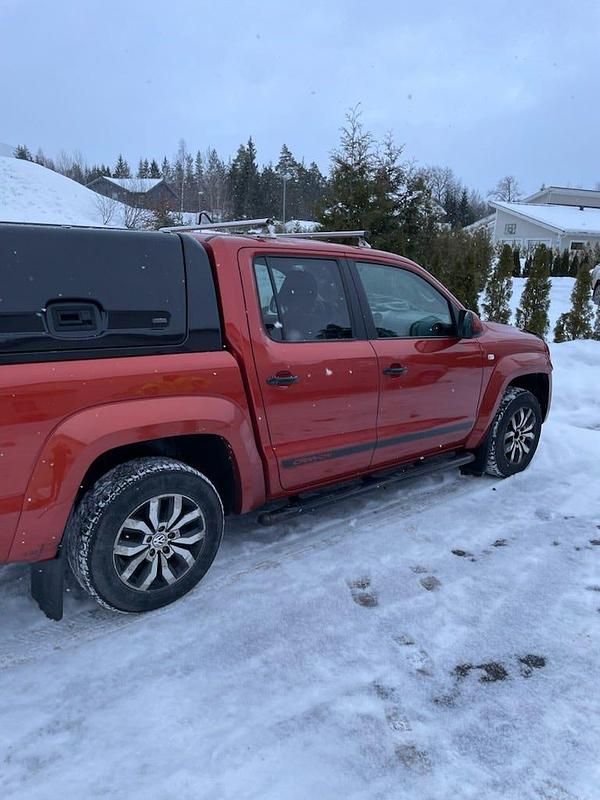 Begagnad VW Amarok 180 HK (132 kW) 2014 Tornado röd Pickup