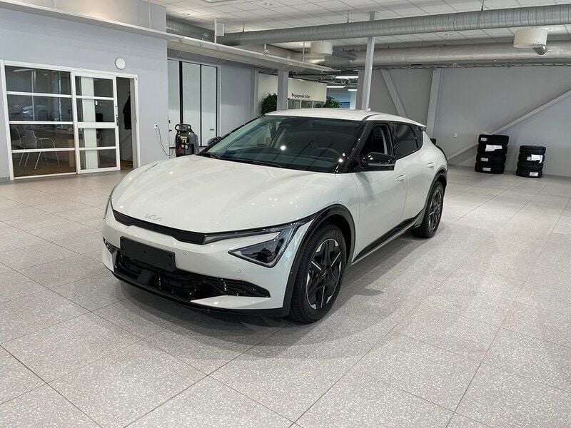 Grå Ny 2025 Kia EV6 Plus SUV | 607 111 kr (Bra pris) - Bild 1/4