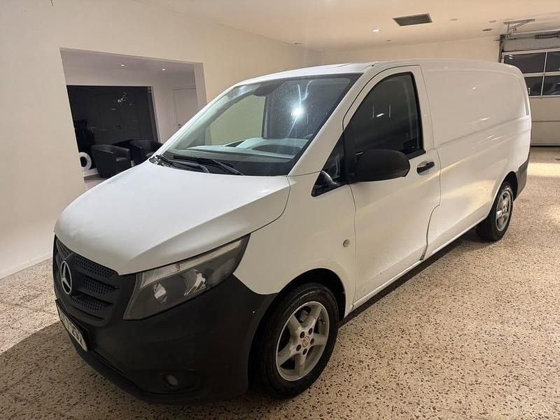 Vit Begagnad 2015 Mercedes Vito Van | 48 900 kr - Bild 1/4