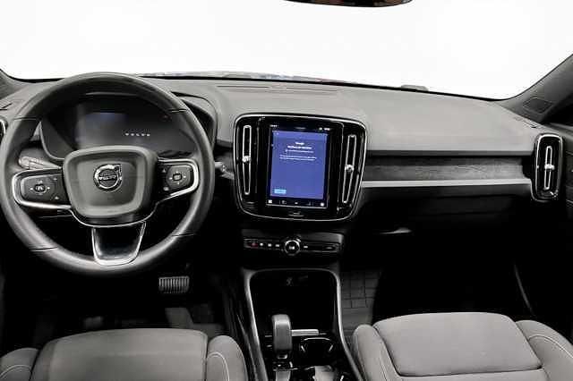 Begagnad Volvo XC40 169 kW (231 HK) 2023 SUV