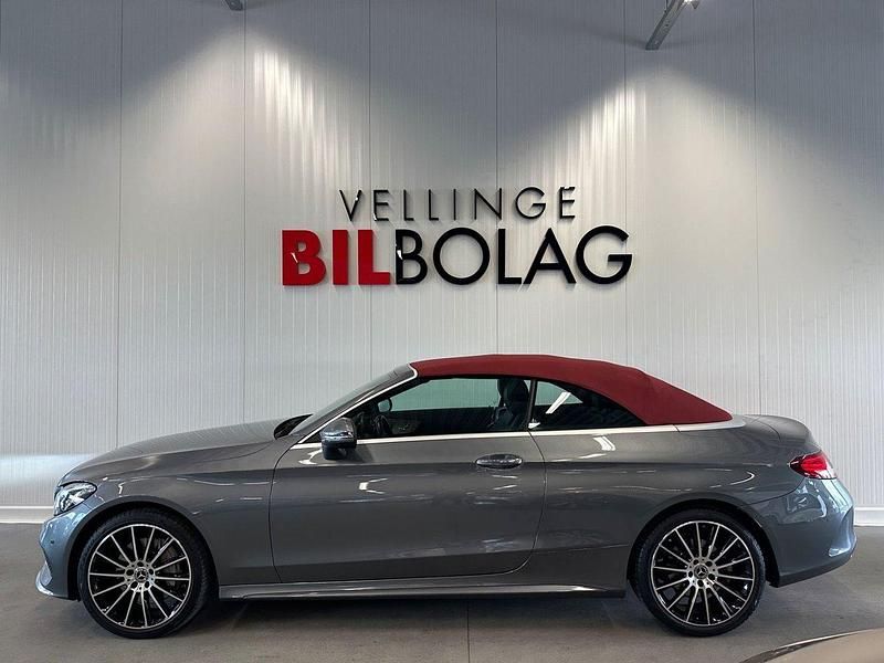 Grå Begagnad 2016 Mercedes C300 AMG Cab | 379 500 kr (Lite dyr) - Bild 1/4