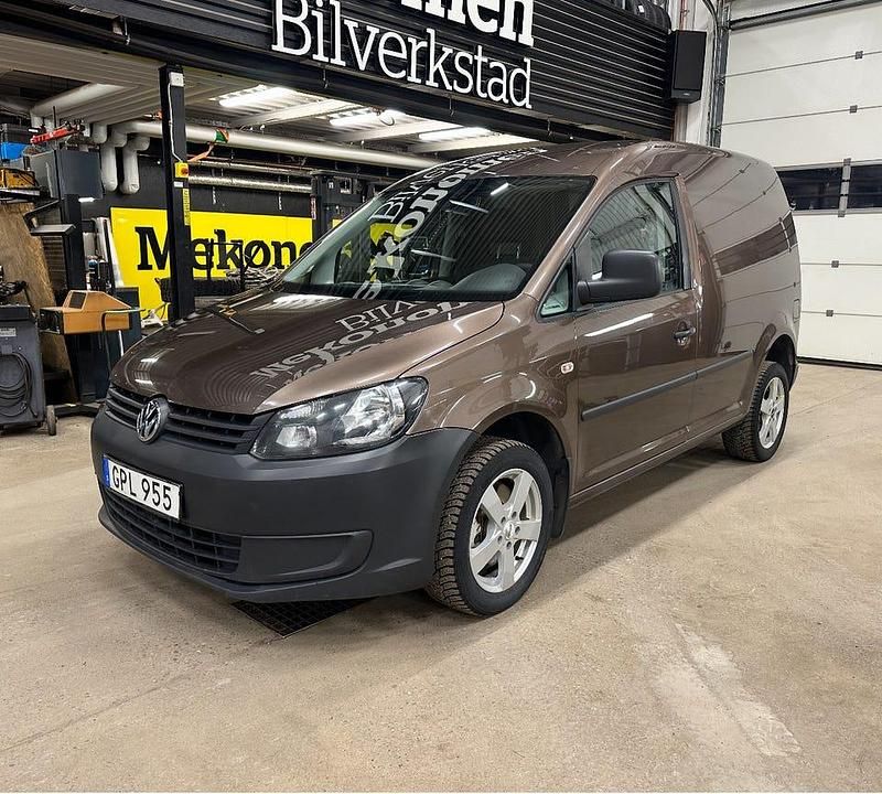 Begagnad 2015 VW Caddy Minibuss | 87 000 kr (Superpris) - Bild 1/4