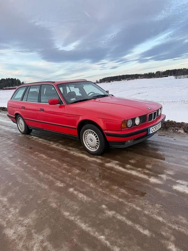 Begagnad 1993 BMW 525 Kombi | 55 000 kr - Bild 1/4