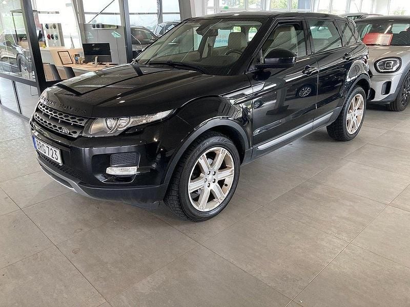 Svart Begagnad 2014 Land Rover Range Rover evoque Pure SUV | 154 500 kr (Marknadspris) - Bild 1/4