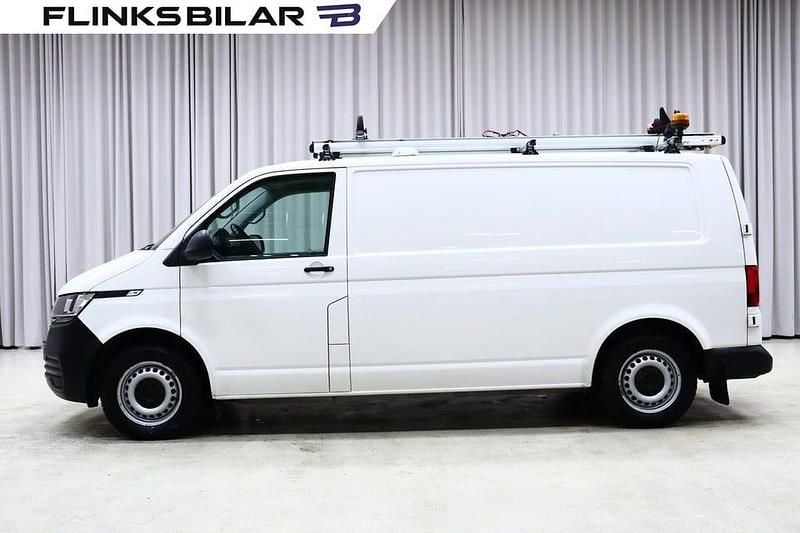 Vit Begagnad 2020 VW T6.1 Van | 258 750 kr (Marknadspris) - Bild 1/4