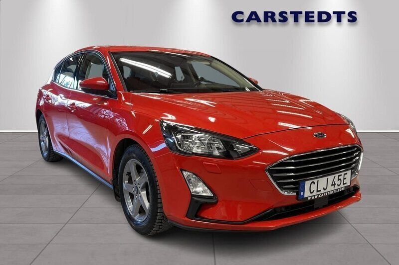 Röd Begagnad 2019 Ford Focus Titanium Halvkombi | 169 900 kr (Marknadspris) - Bild 1/4