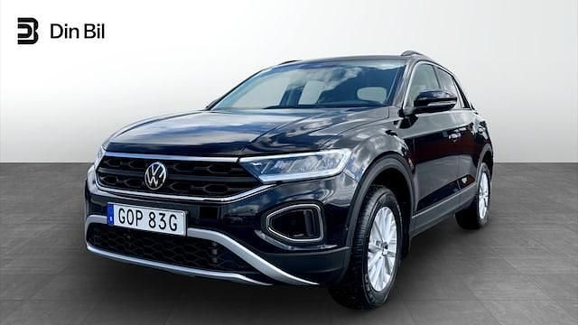 Svart (deep black pearl) Begagnad 2022 VW T-Roc Life SUV | 289 900 kr (Marknadspris) - Bild 1/4
