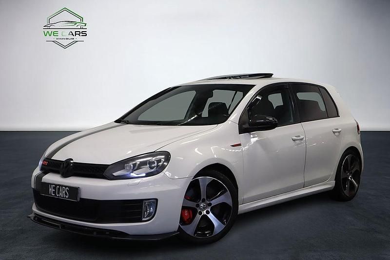 Vit Begagnad 2009 VW Golf VI GTI Halvkombi | 114 900 kr - Bild 1/4