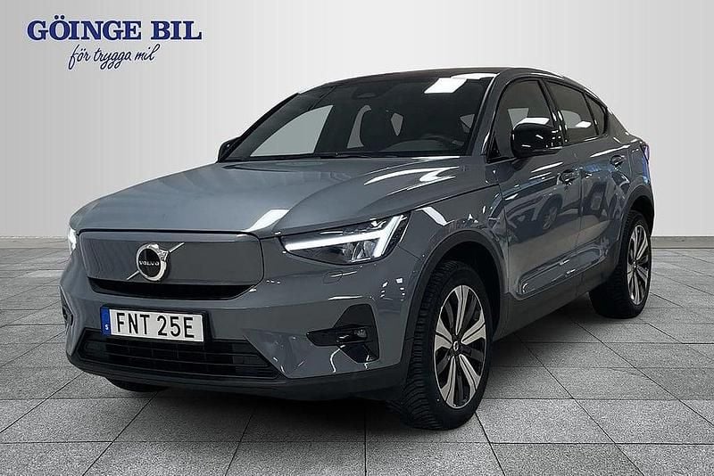 Grå Begagnad 2022 Volvo C40 Plus SUV | 349 000 kr (Marknadspris) - Bild 1/2