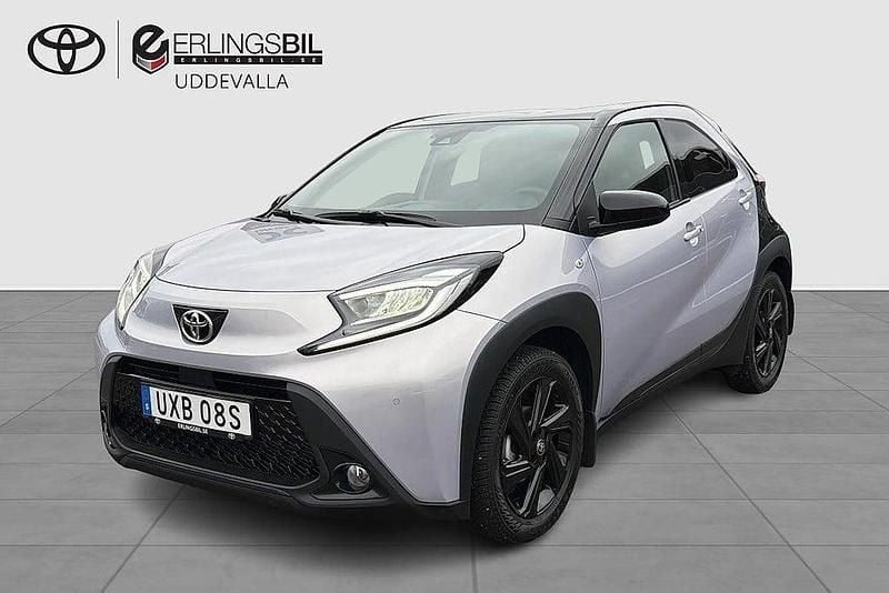 Lila Begagnad 2025 Toyota Aygo X Edition SUV | 259 000 kr - Bild 1/3