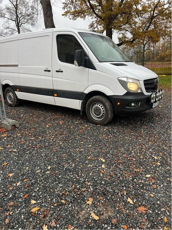 Vit Begagnad 2016 Mercedes Sprinter Van | 200 000 kr (Lite dyr) - Bild 1/4