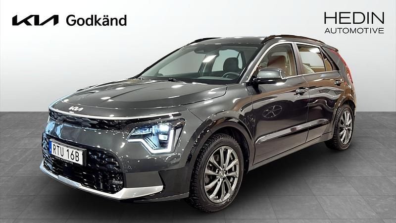 Grå Begagnad 2022 Kia Niro SUV | 289 900 kr - Bild 1/4
