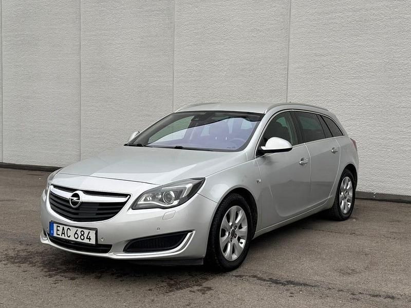 Grå Begagnad 2016 Opel Insignia Business Kombi | 79 000 kr (Bra pris) - Bild 1/4