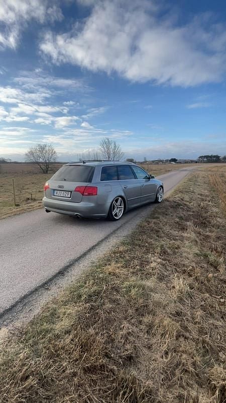 Begagnad Audi A4 200 HK (147 kW) 2005 Grå Kombi