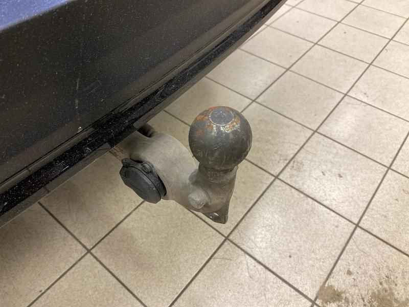 Begagnad Volvo XC40 299 kW (407 HK) 2023 Svart SUV