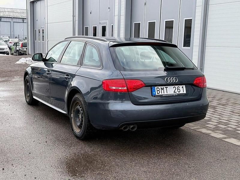 Begagnad Audi A4 143 HK (105 kW) 2009 Grå Kombi