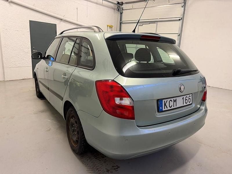 Begagnad Skoda Fabia 86 HK (63 kW) 2009 Grön Kombi