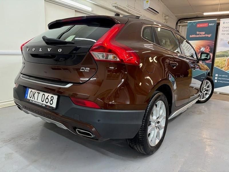 Begagnad Volvo V40 CC 120 HK (88 kW) 2017 Kombi