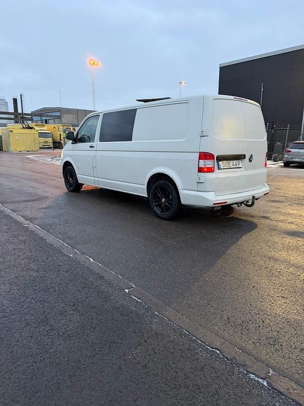 Begagnad VW T6 180 HK (132 kW) 2015 Alpine white (färgkod 300) Van