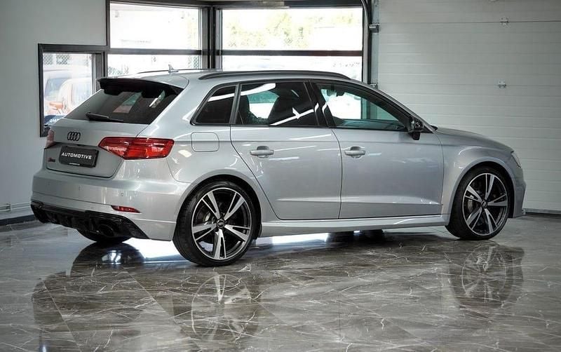 Begagnad Audi RS3 Sportback 400 HK (294 kW) 2018 Silver Halvkombi