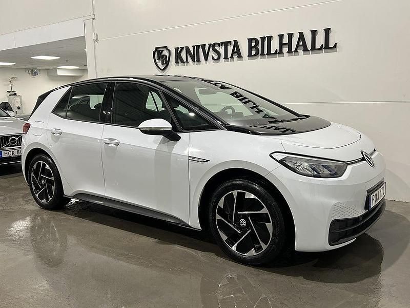 Begagnad VW ID.3 Pro Performance 150 kW (204 HK) 2022 Vit Halvkombi