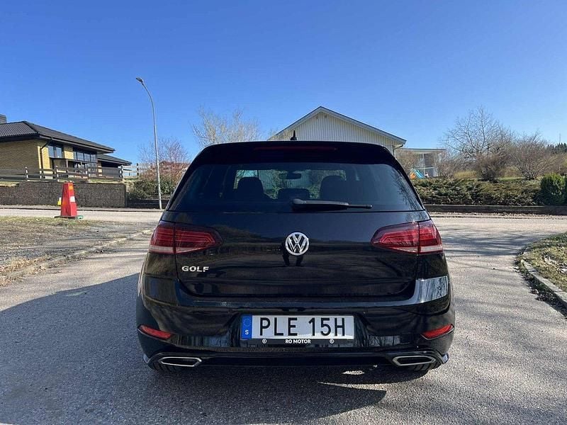 Begagnad VW Golf VII GT 150 HK (110 kW) 2020 Svart Halvkombi