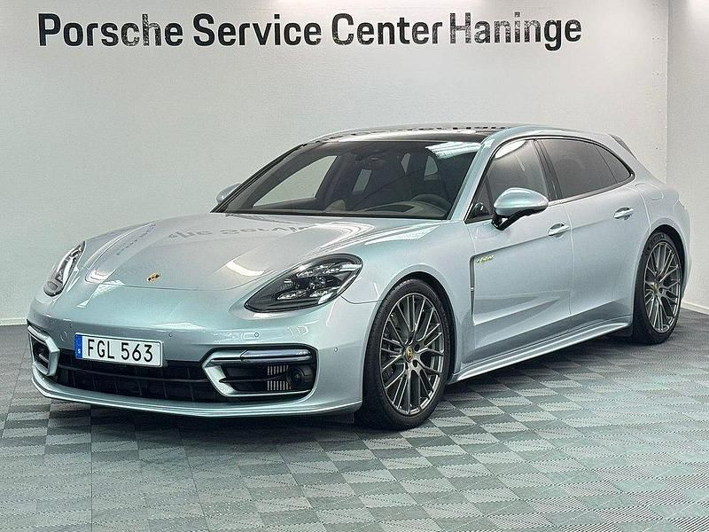 Silver Begagnad 2023 Porsche Panamera 4 Platinum Edition Sedan | 1 045 000 kr (Dyr) - Bild 1/4