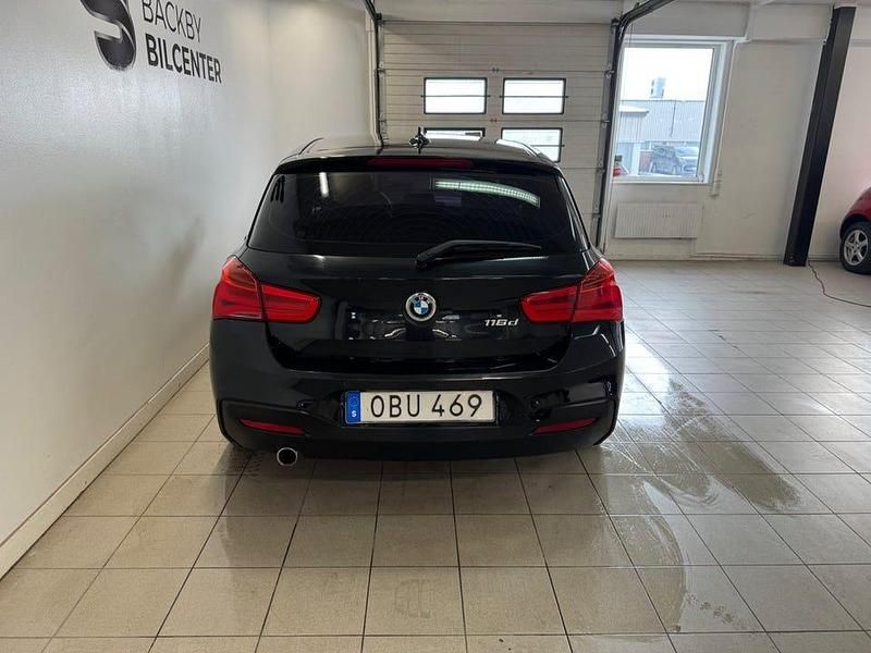Begagnad BMW 116 M Sport 116 HK (85 kW) 2016 Svart Halvkombi