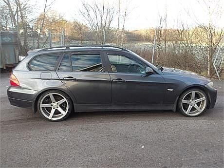 Begagnad BMW 330 Comfort Edition 231 HK (169 kW) 2006 Grå Kombi