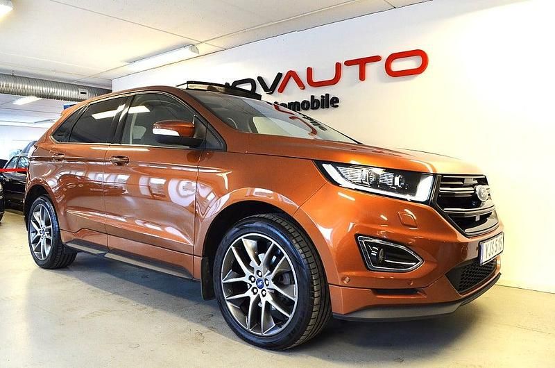 Canyon ridge metallic Begagnad 2016 Ford Edge Sport SUV | 179 000 kr (Marknadspris) - Bild 1/4